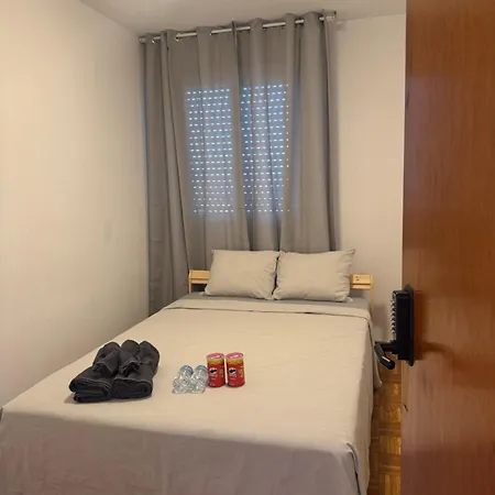 Habitacion Privada Jerez 3 Homestay *