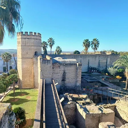 Privada Jerez 2 Homestay