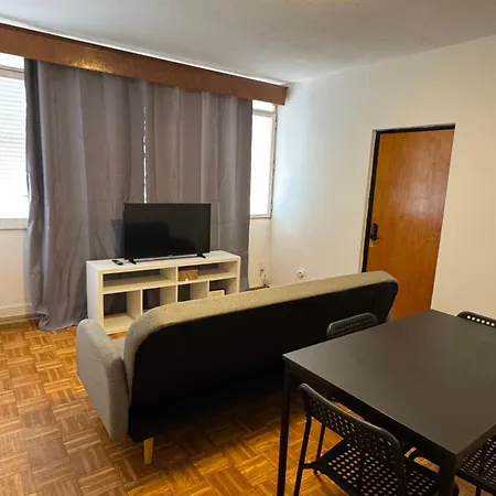 Habitacion Privada Jerez 3 Homestay *